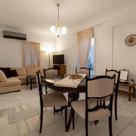 Evelina Traditional Cycladic Hill House Vila
